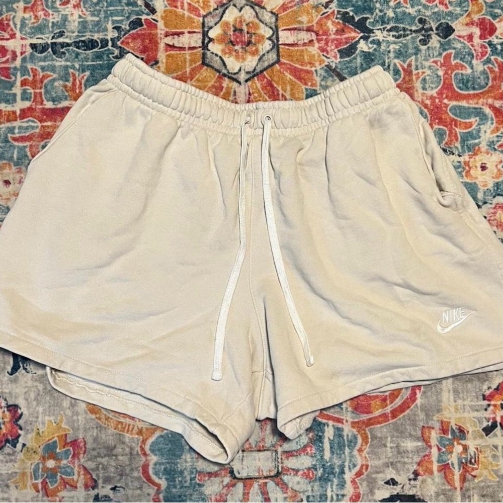 Nike Men’s Drawstring Casual Shorts - Light Beige